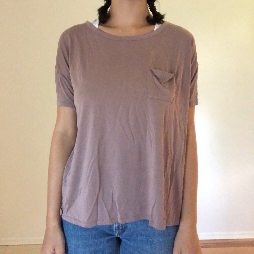 oversized maroon t shirt!